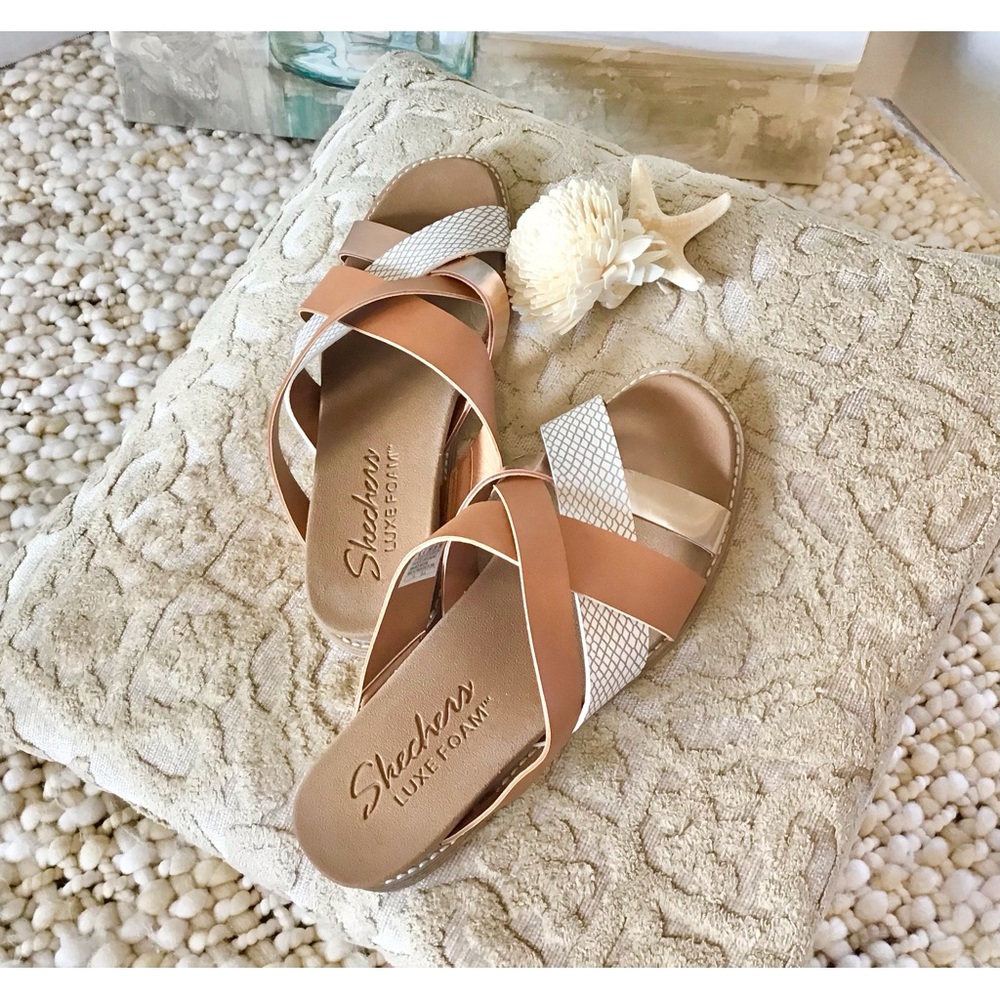 Skechers Sweet Chic Luxe Foam Multi-Strap Sandals Size 9, EUC - Picture 2 of 7